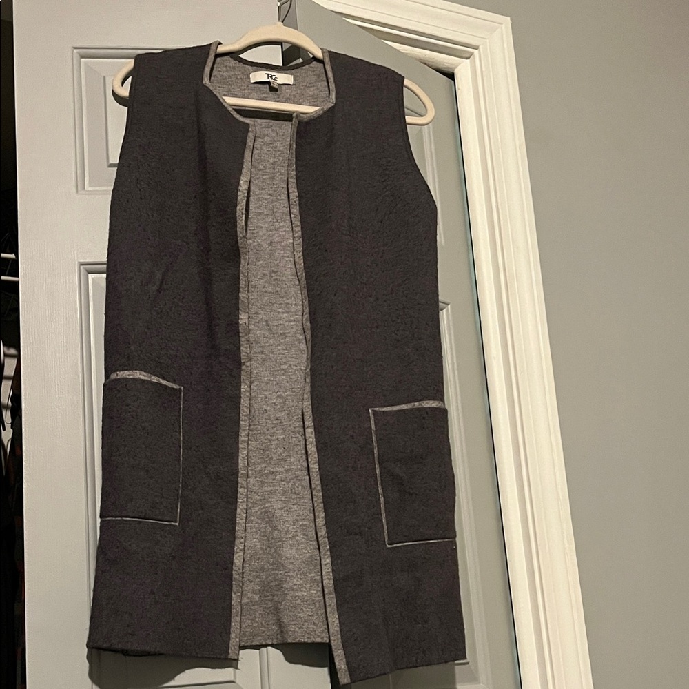 Trafalgar Gray and Black Women's Vest